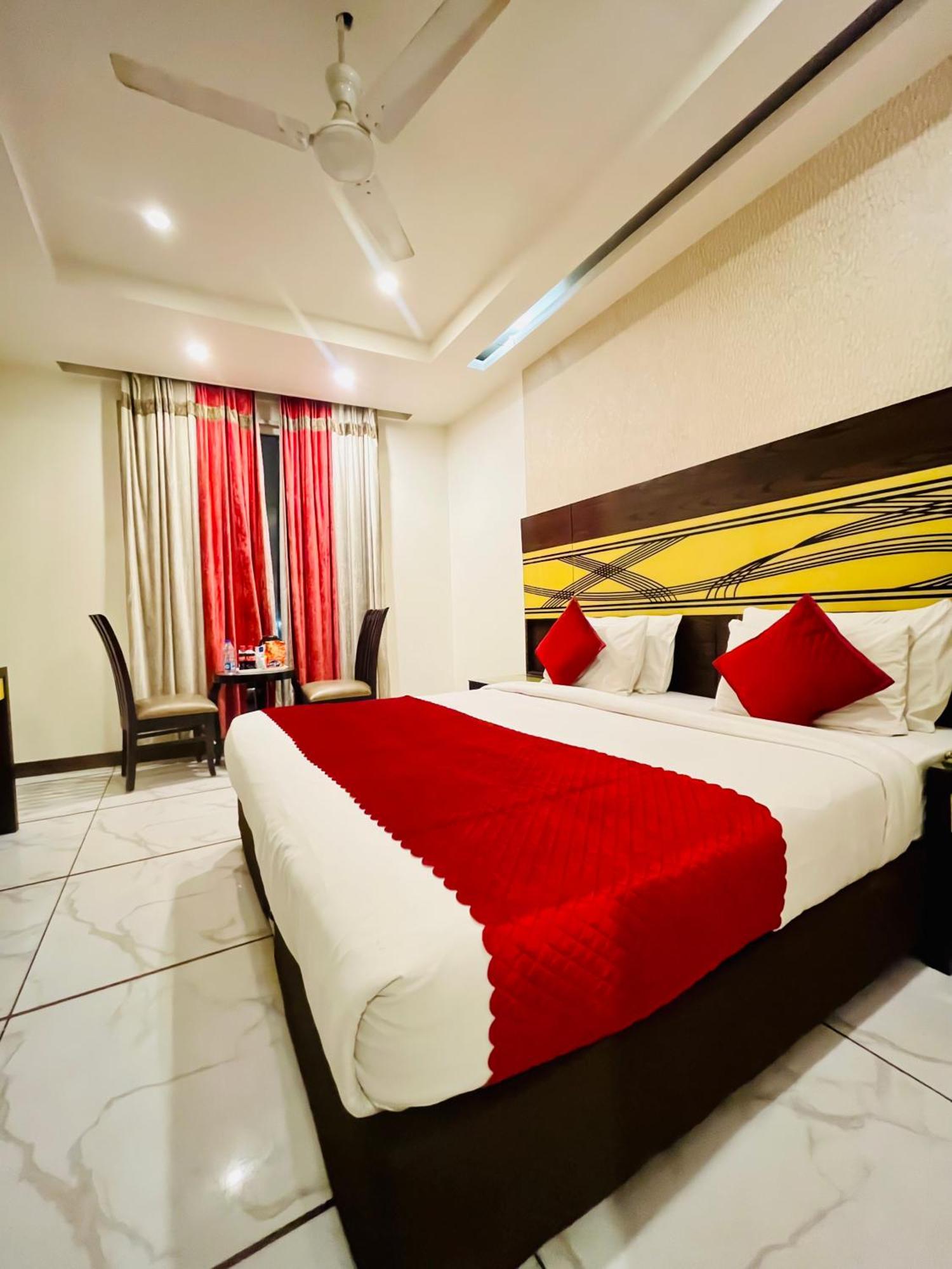 Frankstay -Le Unit By Worth New Delhi Exterior photo