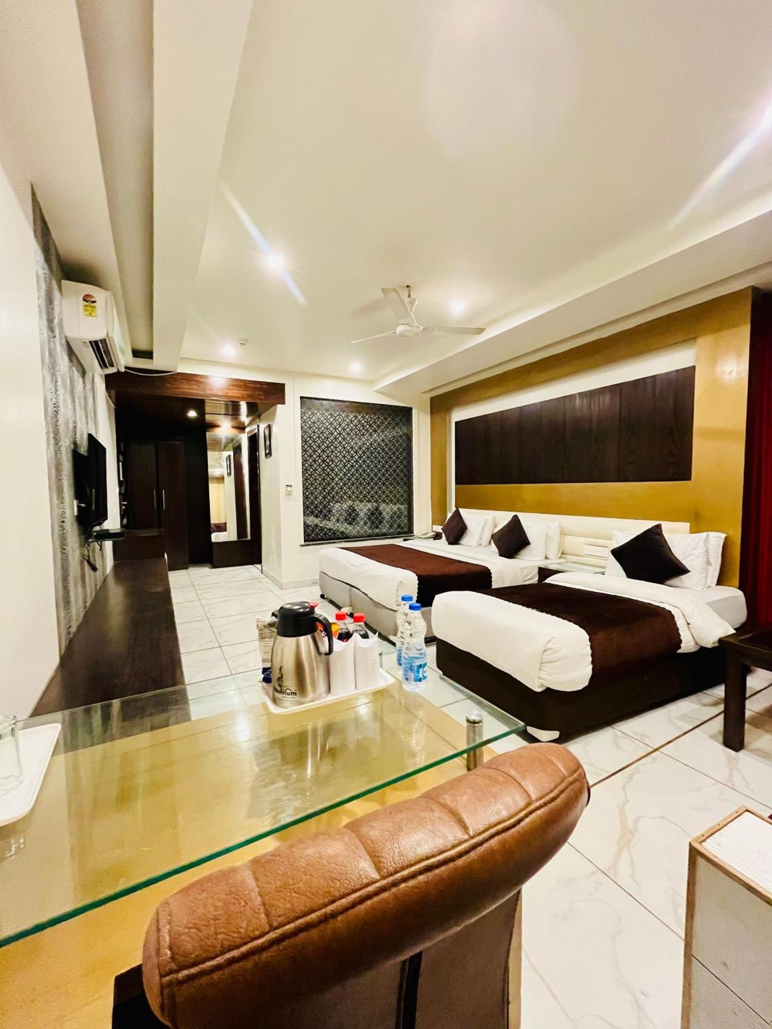 Frankstay -Le Unit By Worth New Delhi Exterior photo